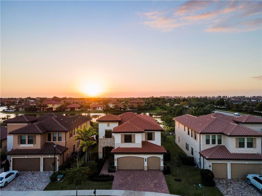 Heron Bay North 4 - Residential