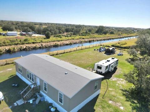 A home in Okeechobee