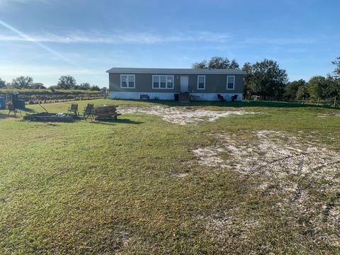 A home in Okeechobee