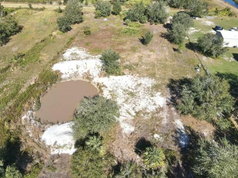 A home in Okeechobee