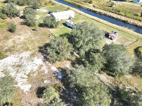 A home in Okeechobee