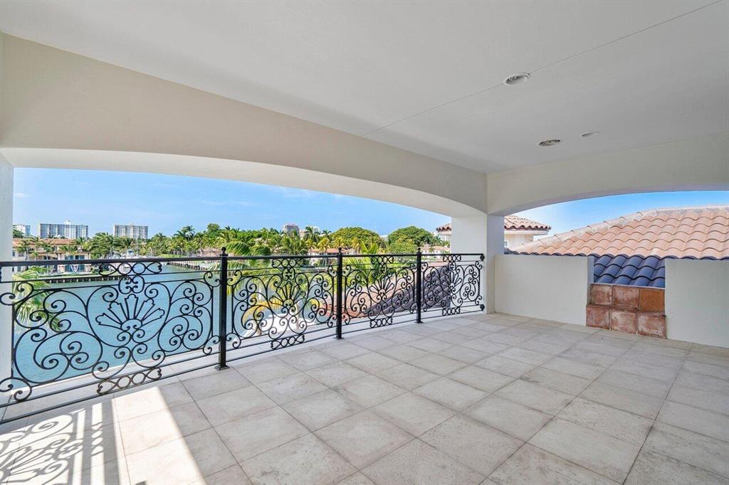 The Harborage - Residential