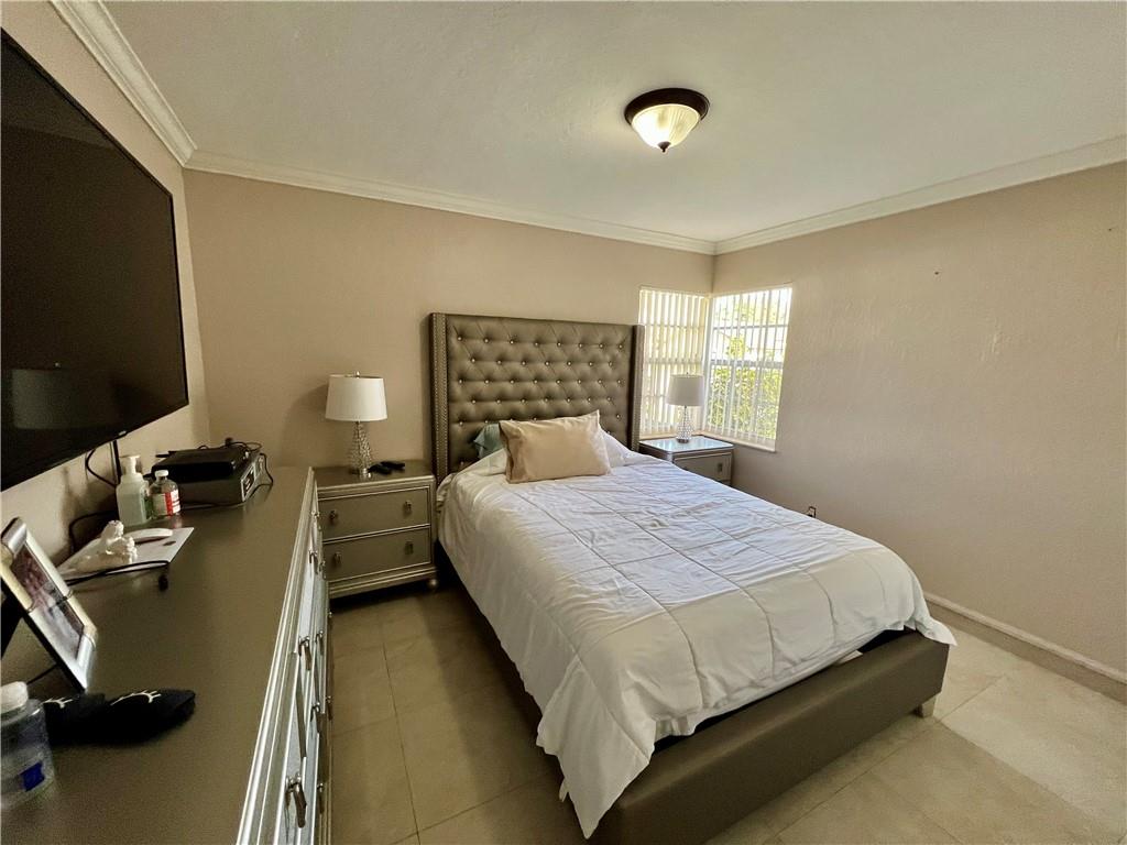 Woodbridge 93-28 B - Residential