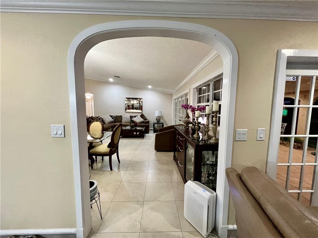 Woodbridge 93-28 B - Residential