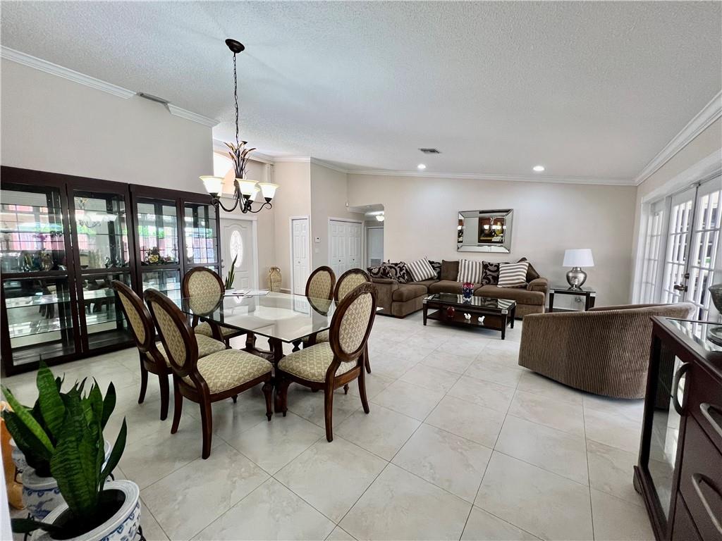 Woodbridge 93-28 B - Residential