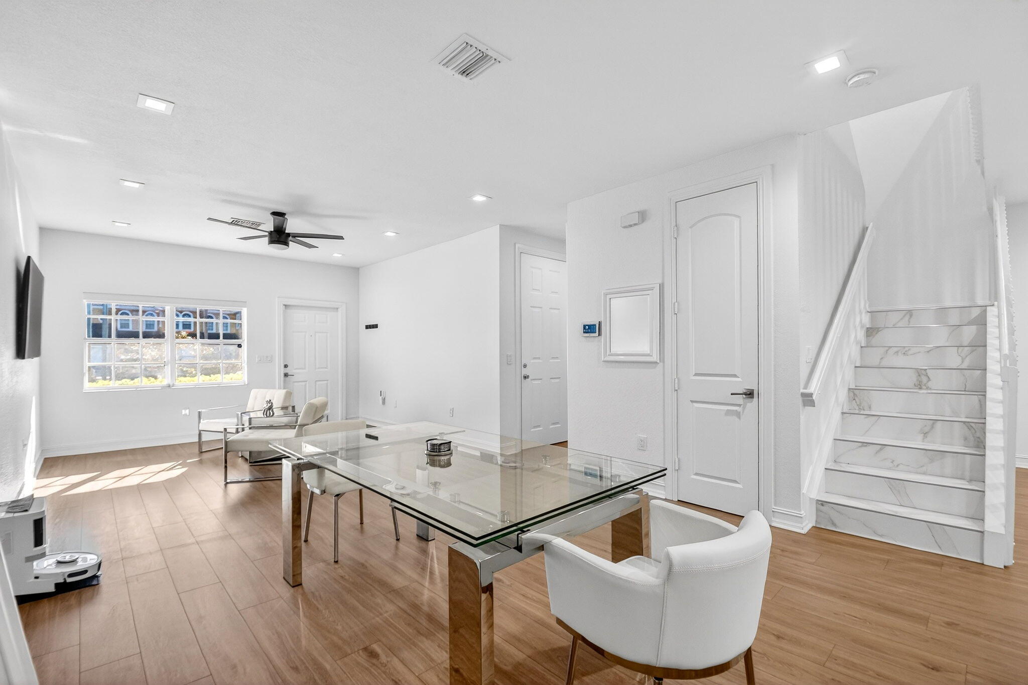 PINE GROVE TOWNHOMES - Residential