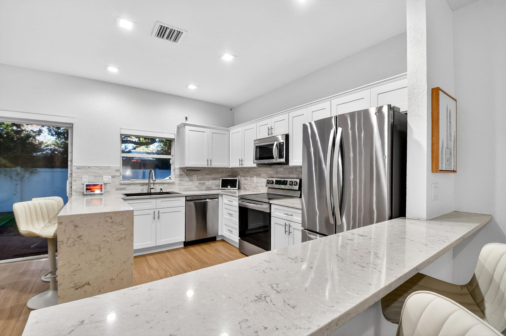 PINE GROVE TOWNHOMES - Residential