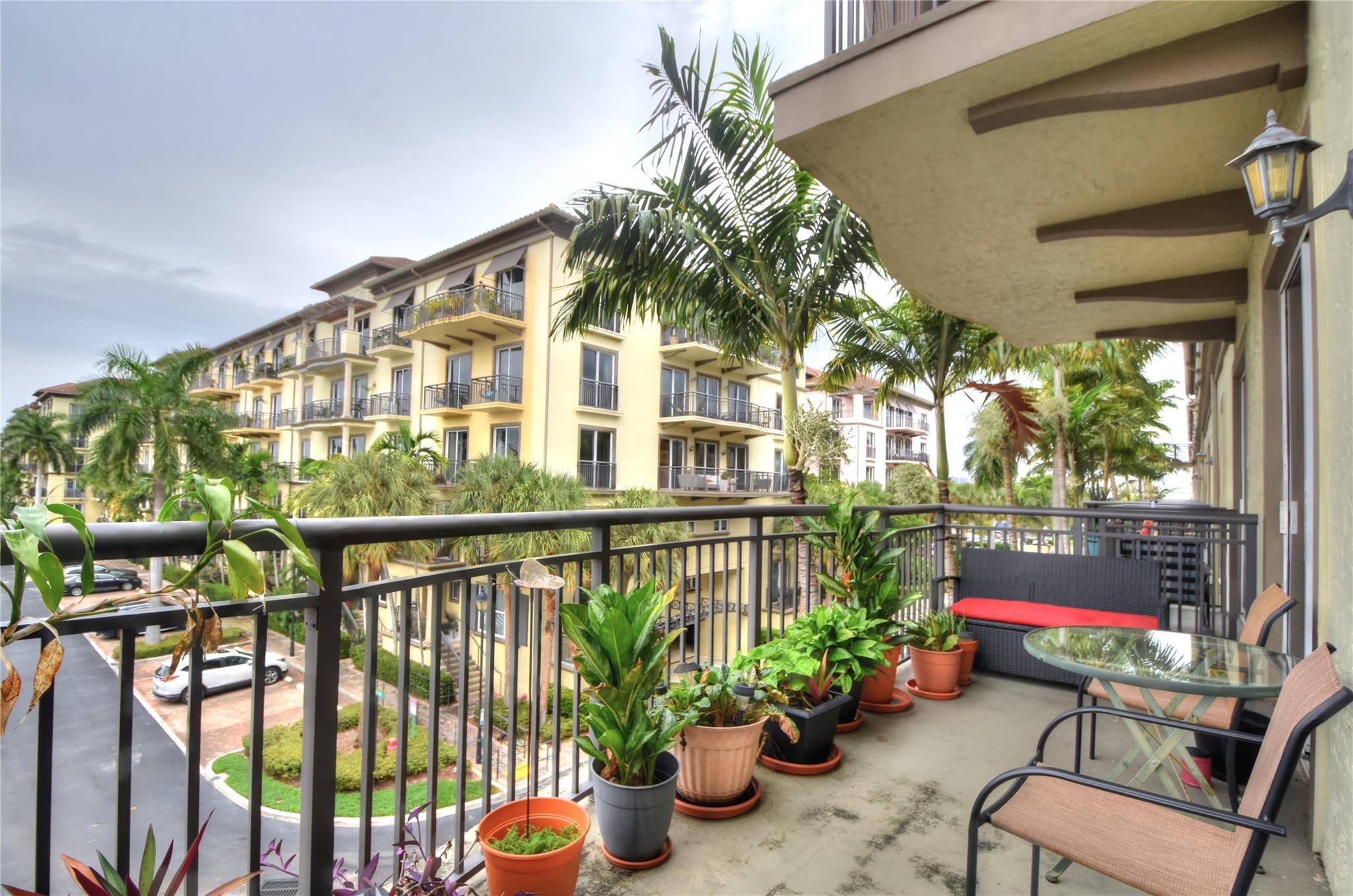 WILTON STATION - Residential