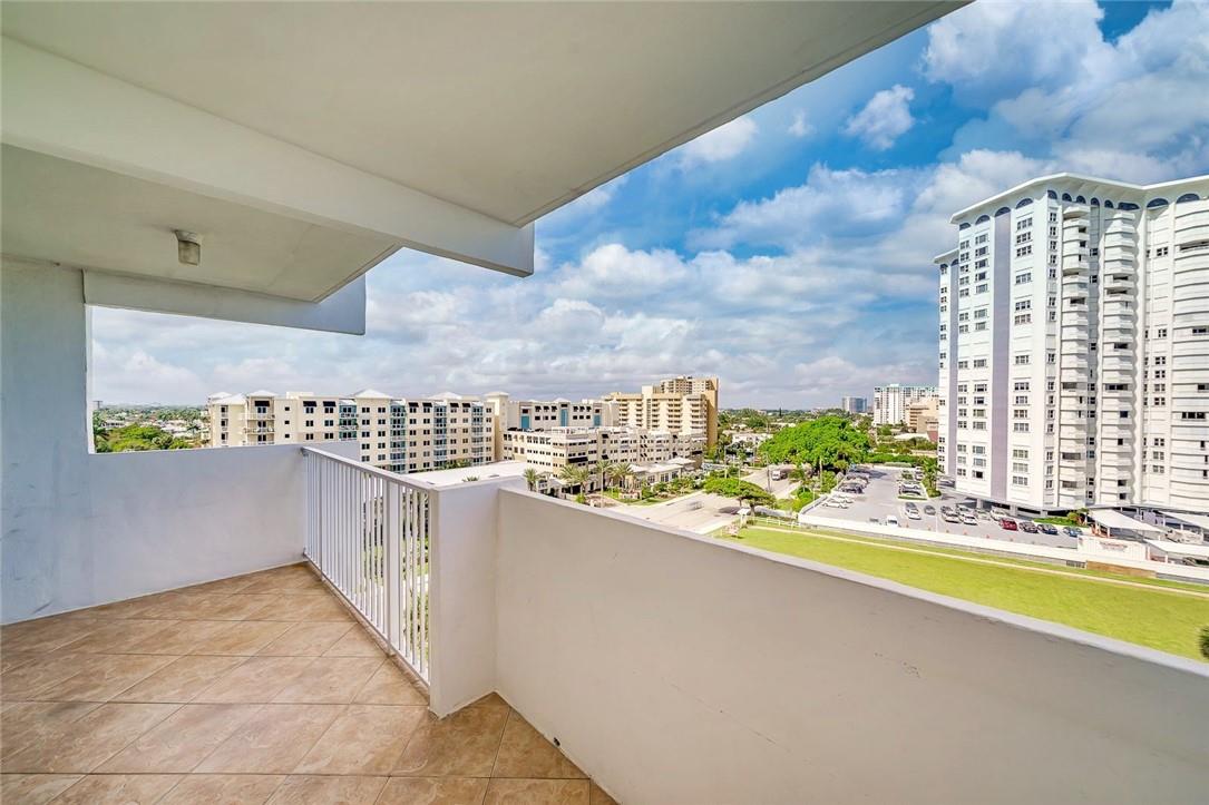 1360 S Ocean Blvd 905