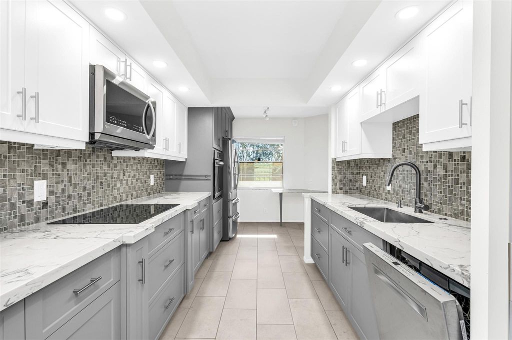 Photo of 1703 Andros Isle #G4, Coconut Creek, FL 33066 (MLS # F10534602)