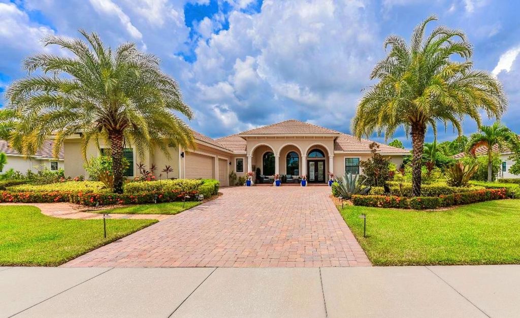 Photo of 3200 SW English Garden Drive, Palm City, FL 34990 (MLS # R11014299)