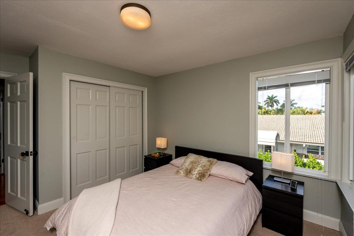 SYLVAN SHORES - Residential Lease