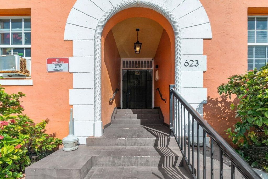 Photo of 623 Park Place #11, West Palm Beach, FL 33401 (MLS # R11102182)