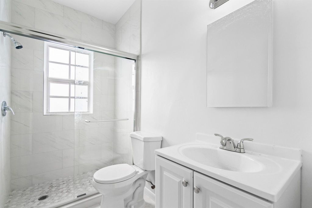 Photo of 623 Park Place #11, West Palm Beach, FL 33401 (MLS # R11102182)