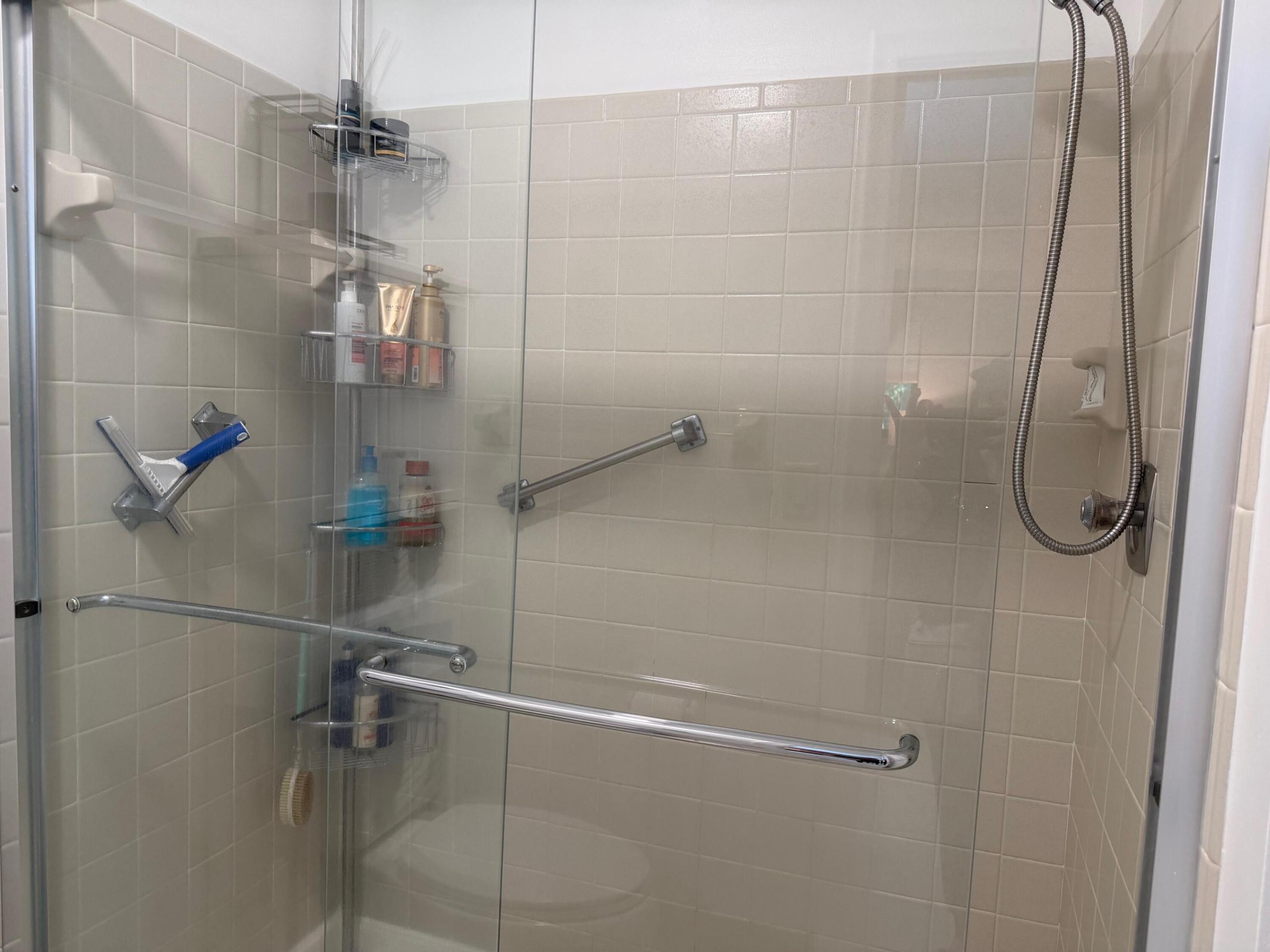 POND APPLE PLACE I CONDO - Residential