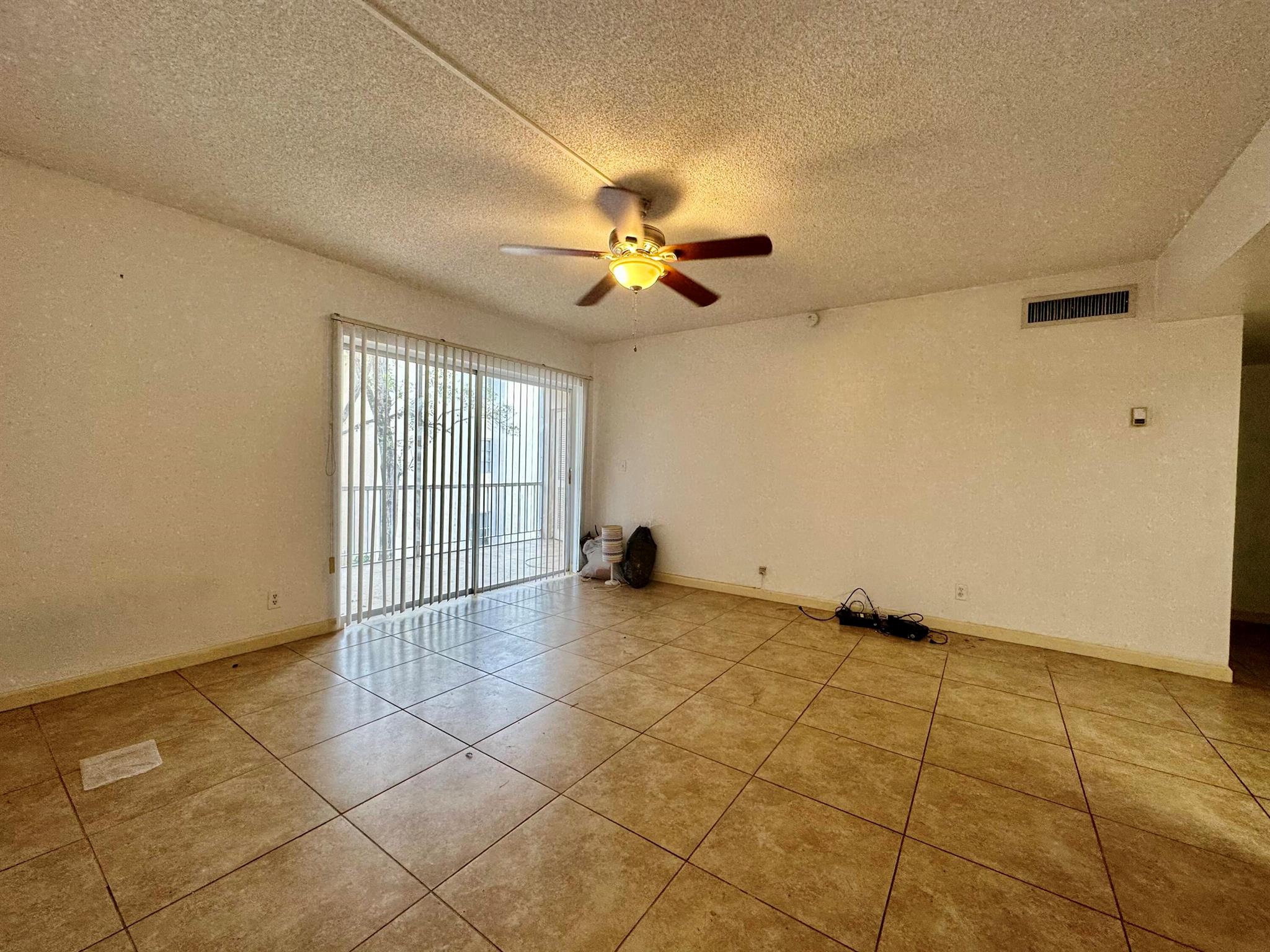 SPANISH OAKS CONDO - Residential Lease