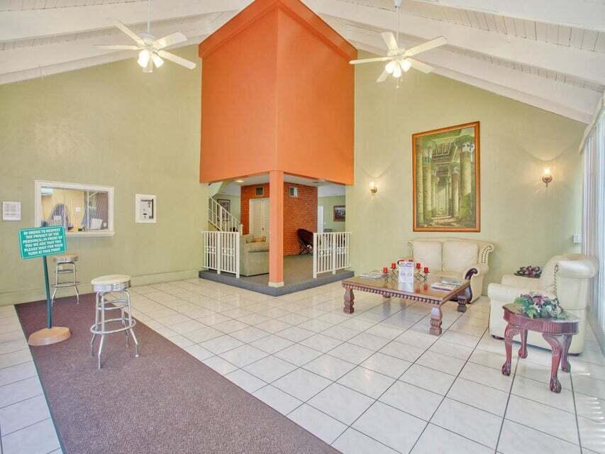 SPANISH OAKS CONDO - Residential Lease