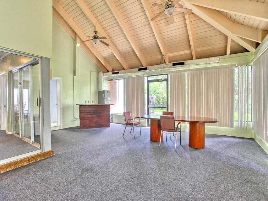 SPANISH OAKS CONDO - Residential Lease