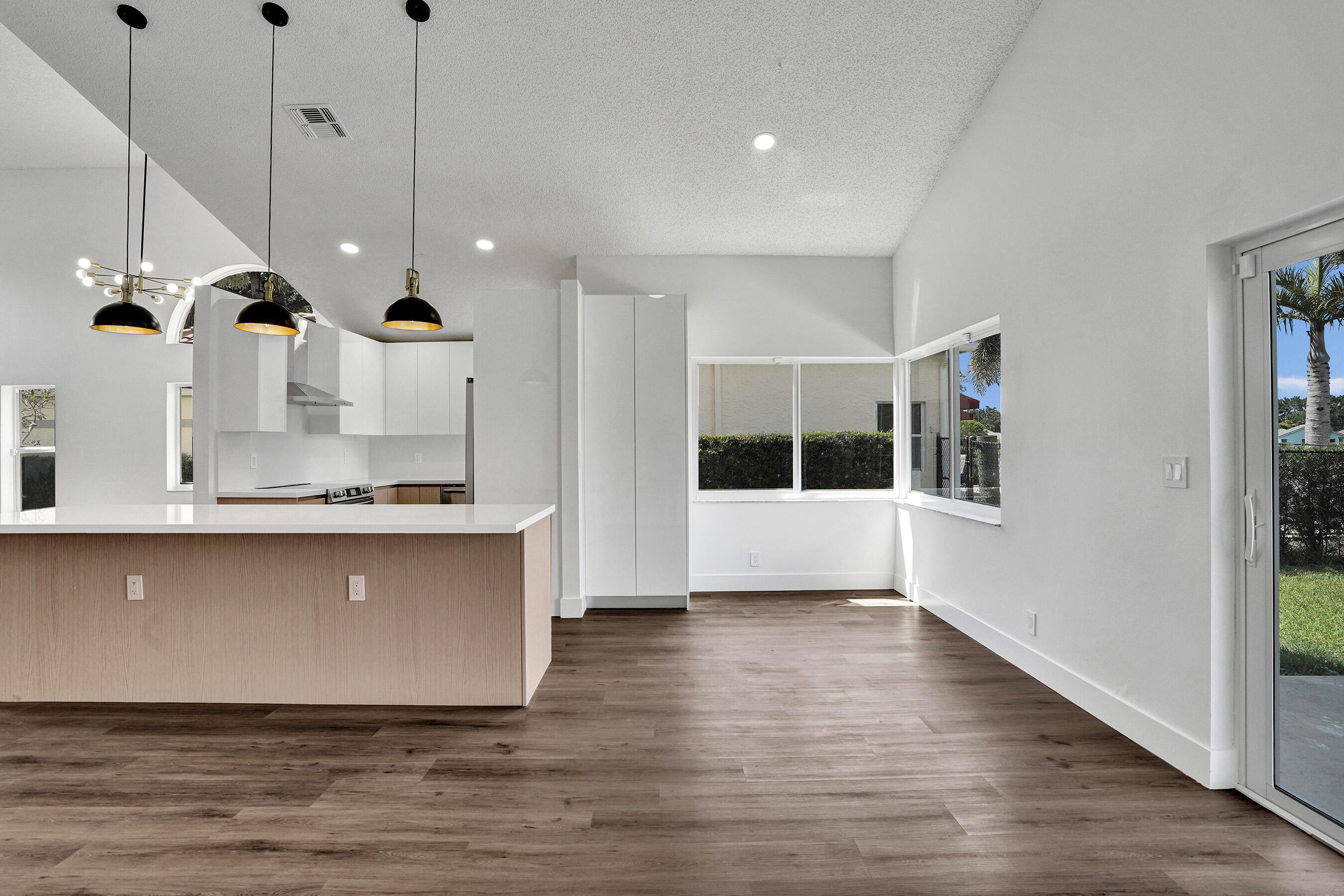 FOREST RIDGE CLUSTER HOMES IV - Residential