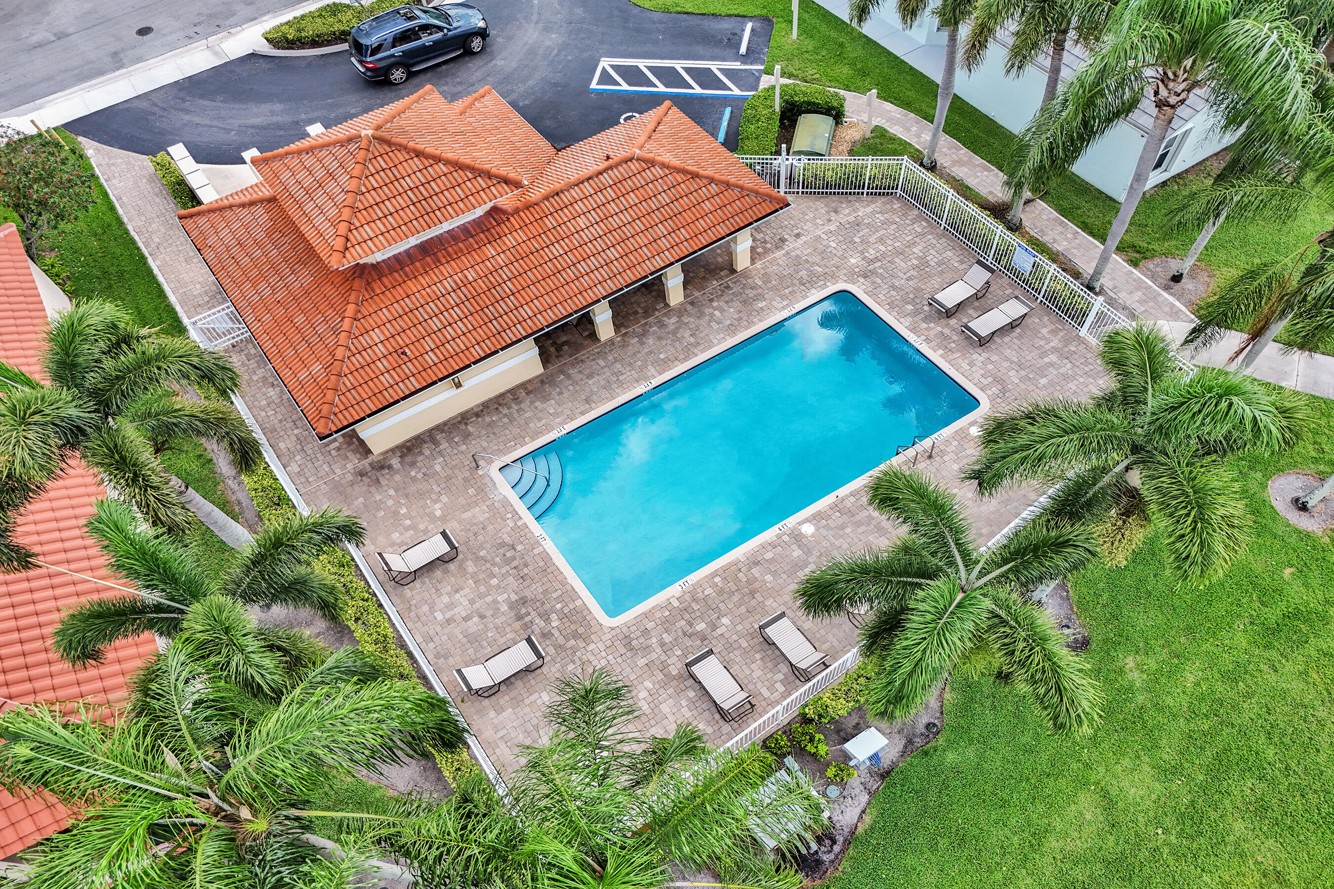 FOREST RIDGE CLUSTER HOMES IV - Residential