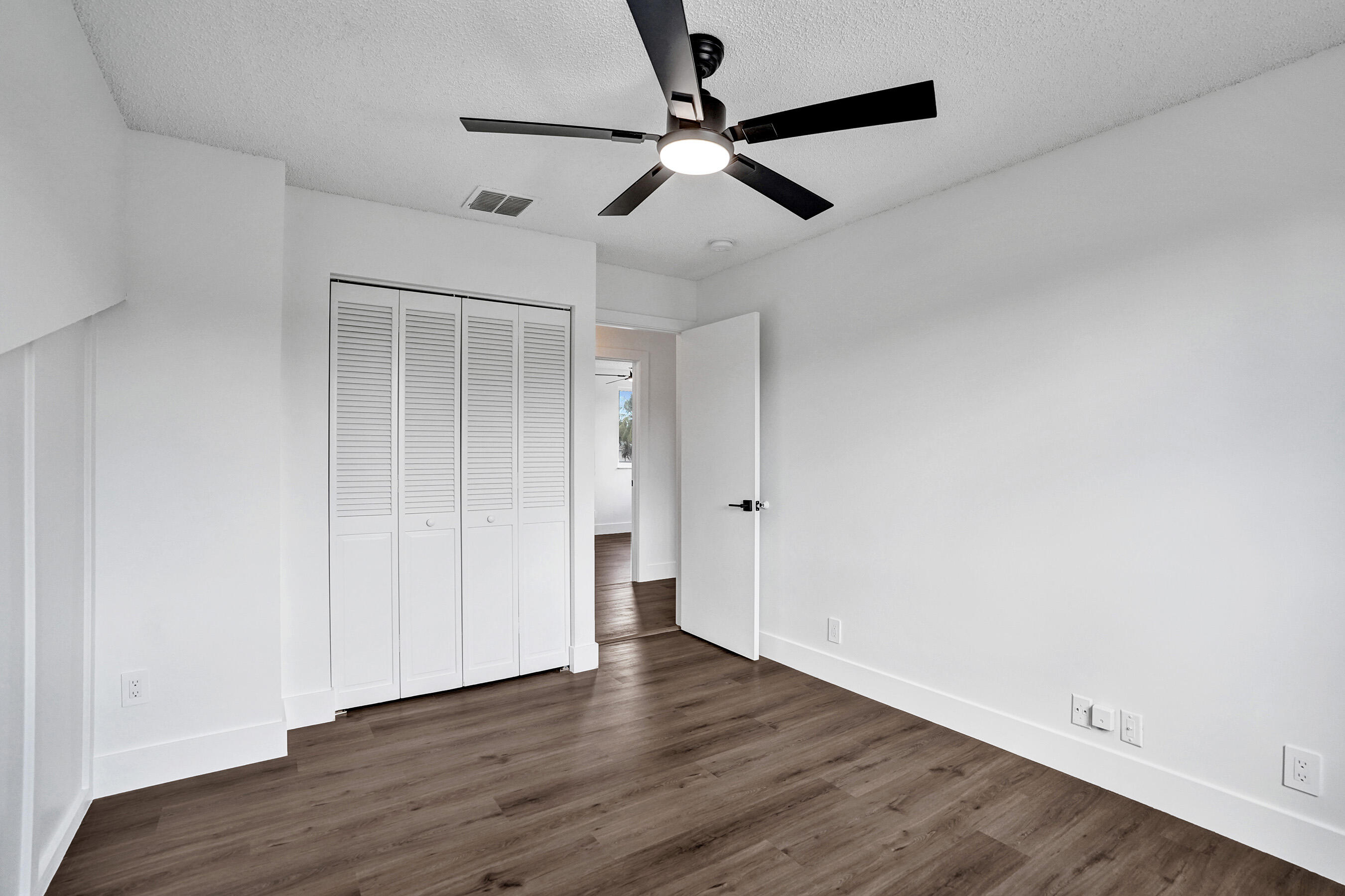 FOREST RIDGE CLUSTER HOMES IV - Residential