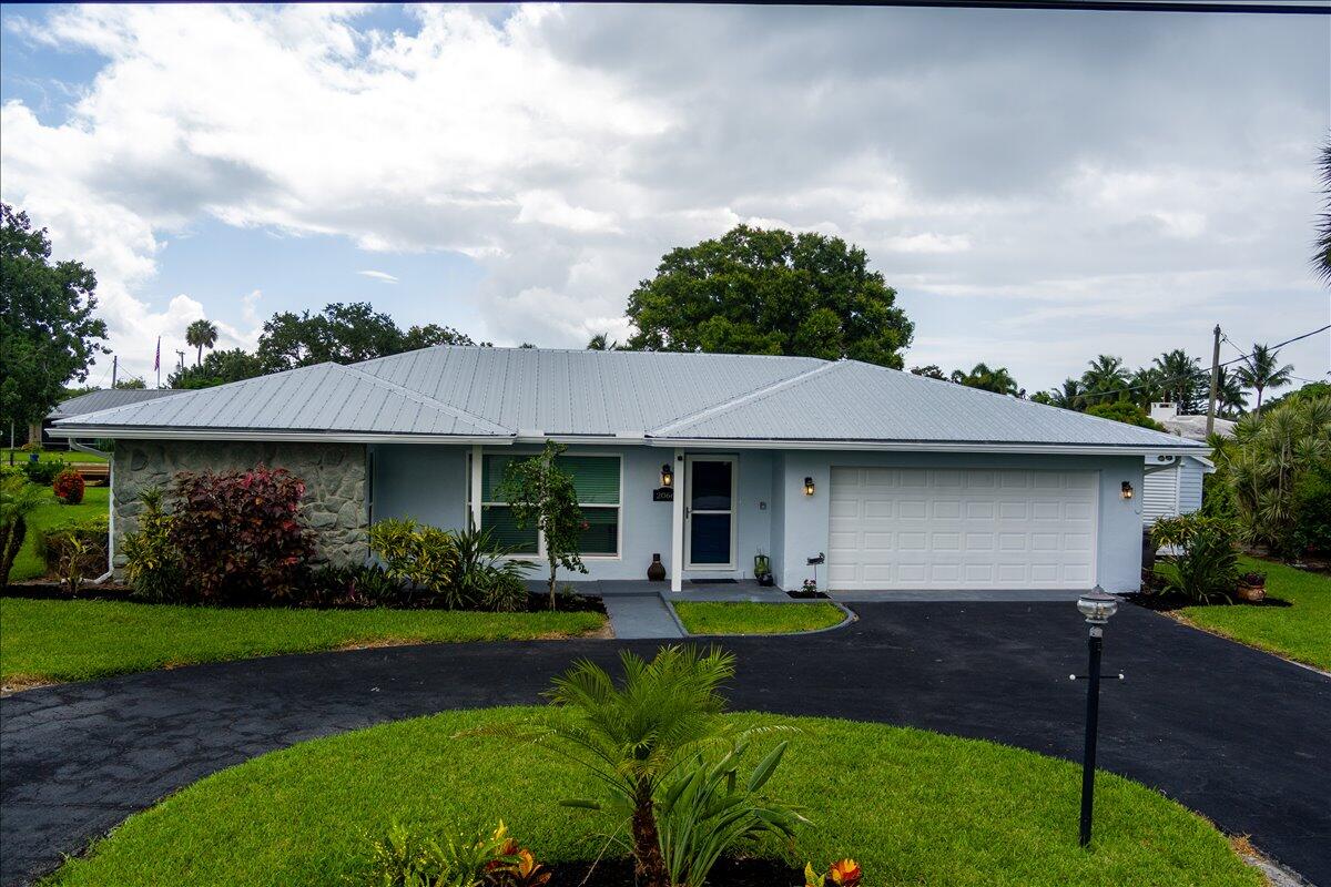 VERO SHORES UNIT 1 - Residential Lease