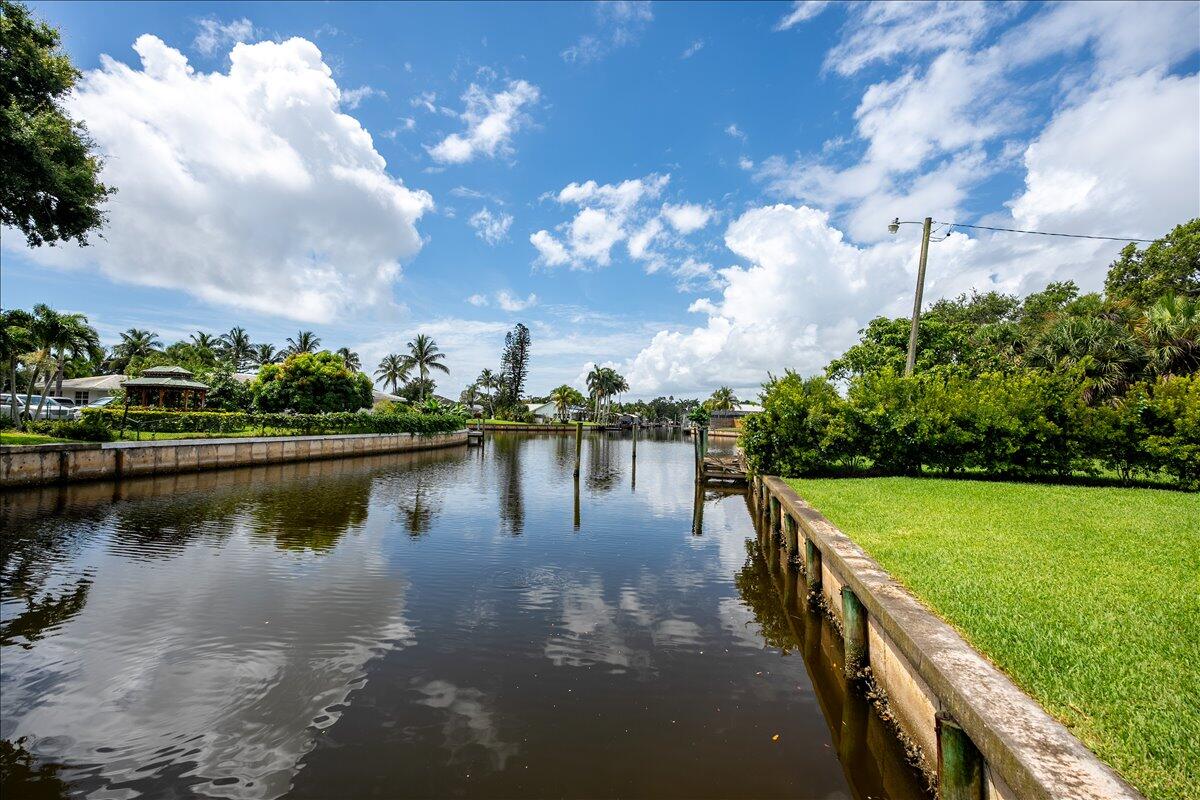 VERO SHORES UNIT 1 - Residential Lease