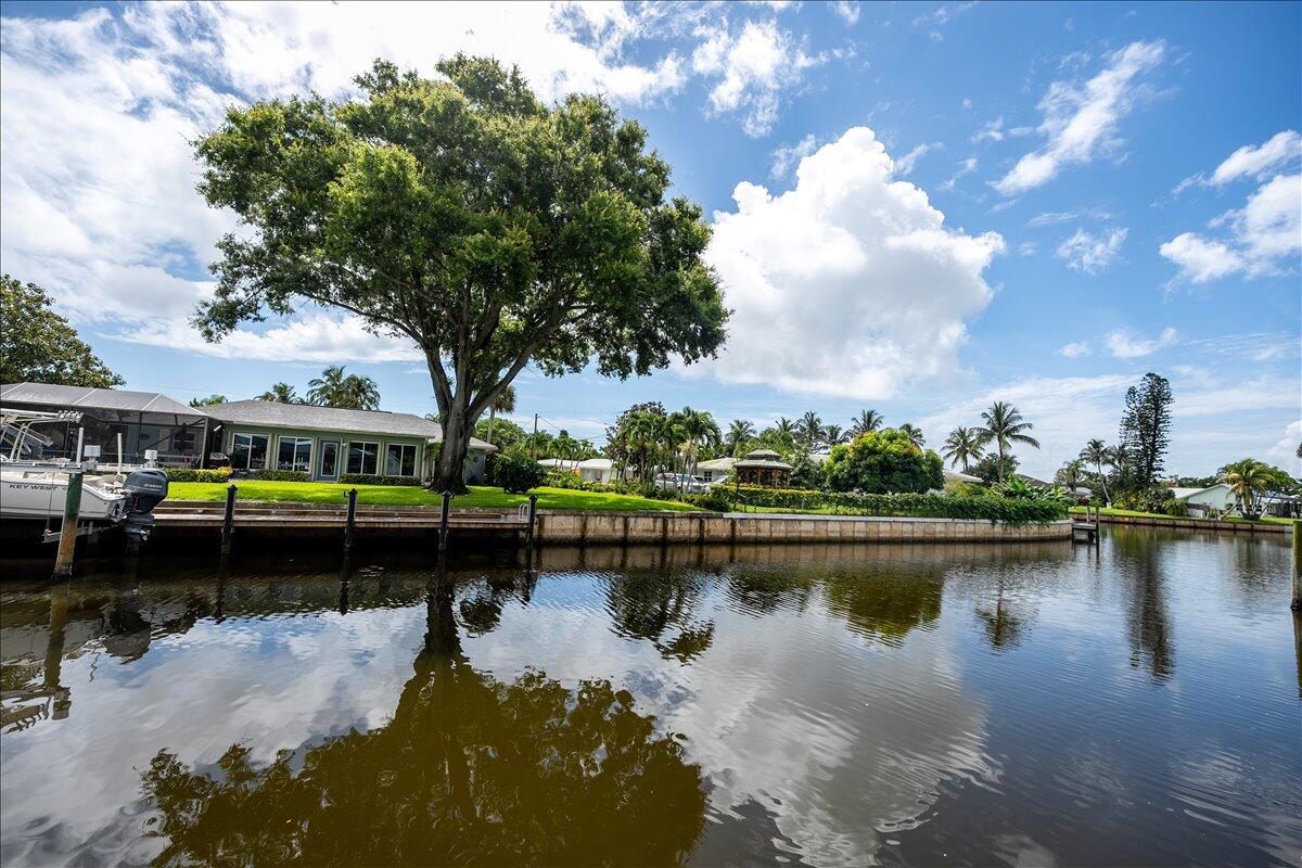 VERO SHORES UNIT 1 - Residential Lease