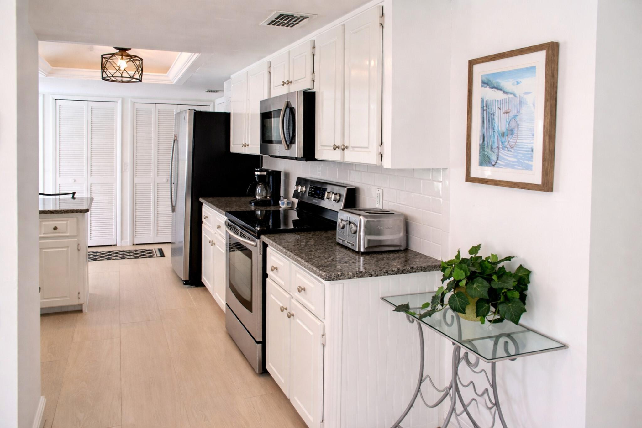 VERO SHORES UNIT 1 - Residential Lease