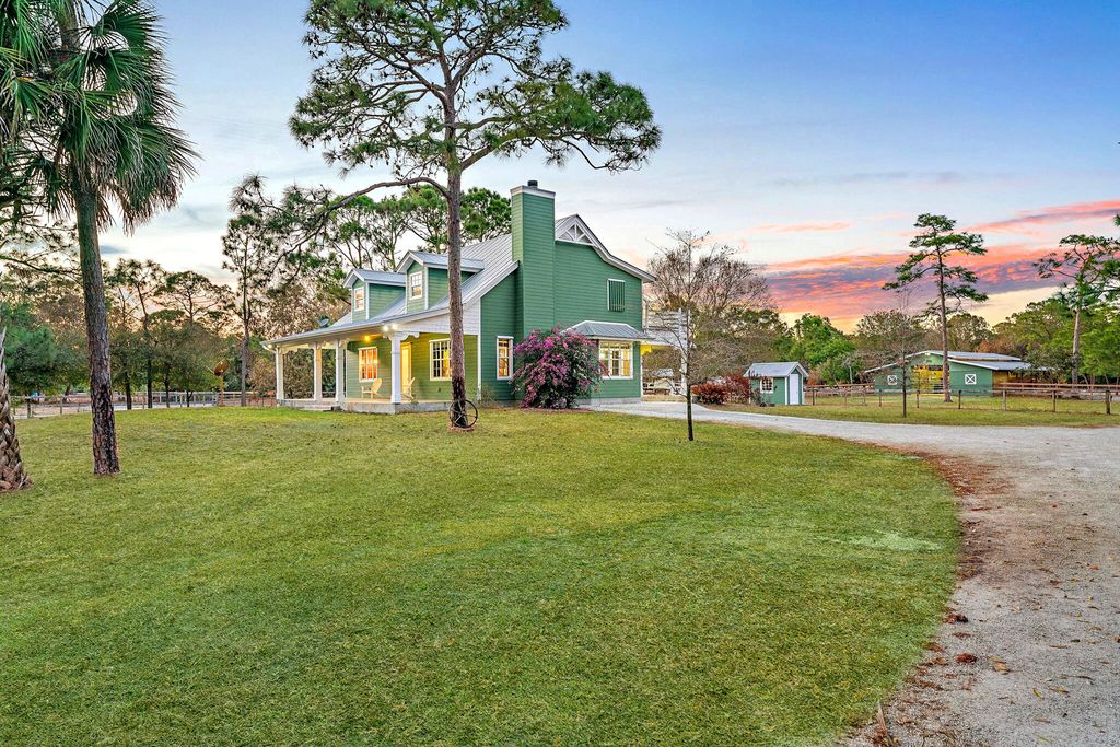 Photo of 6705 SW Gator Trail, Palm City, FL 34990 (MLS # R11162759)