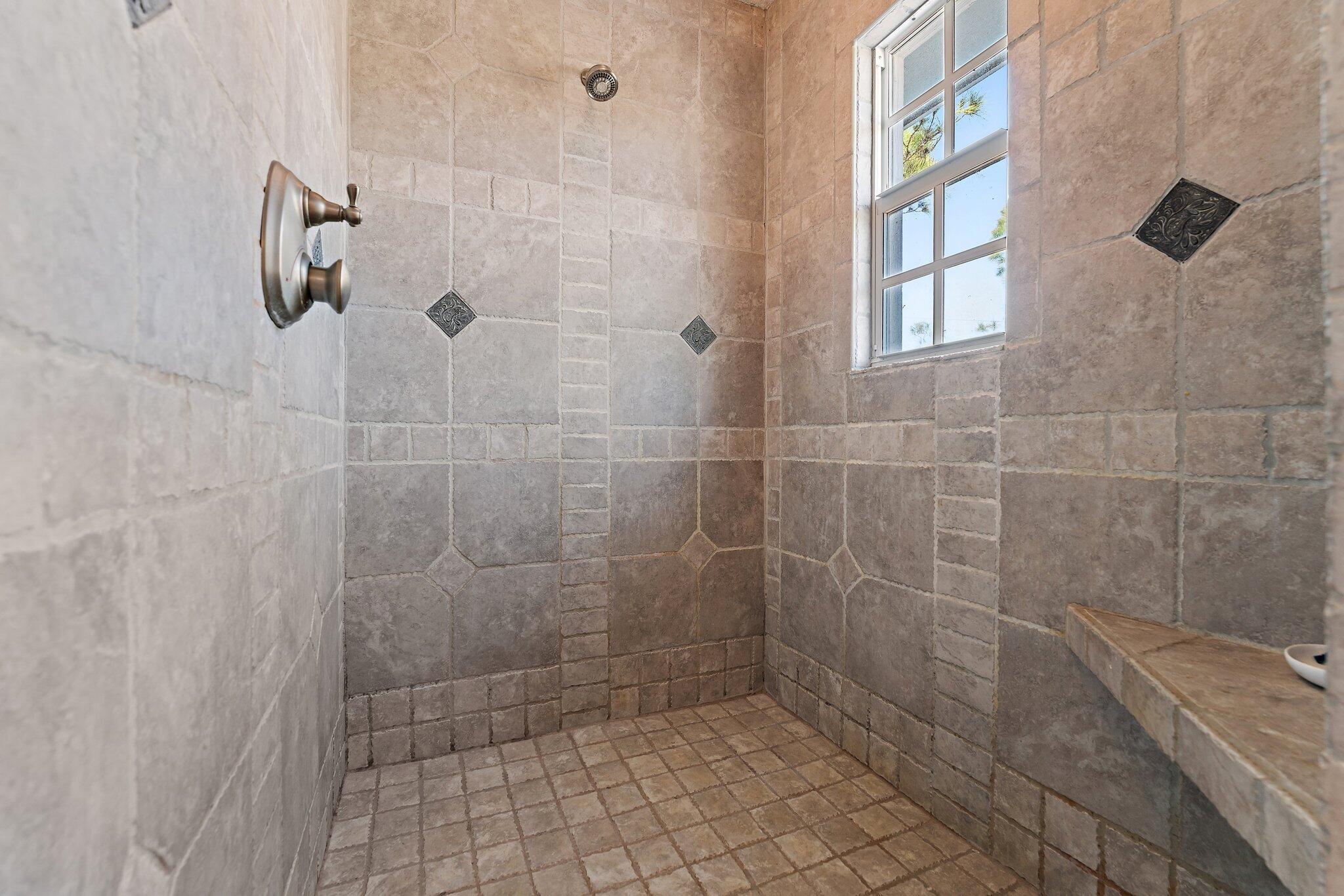 QUINNS MINOR PLAT - Residential