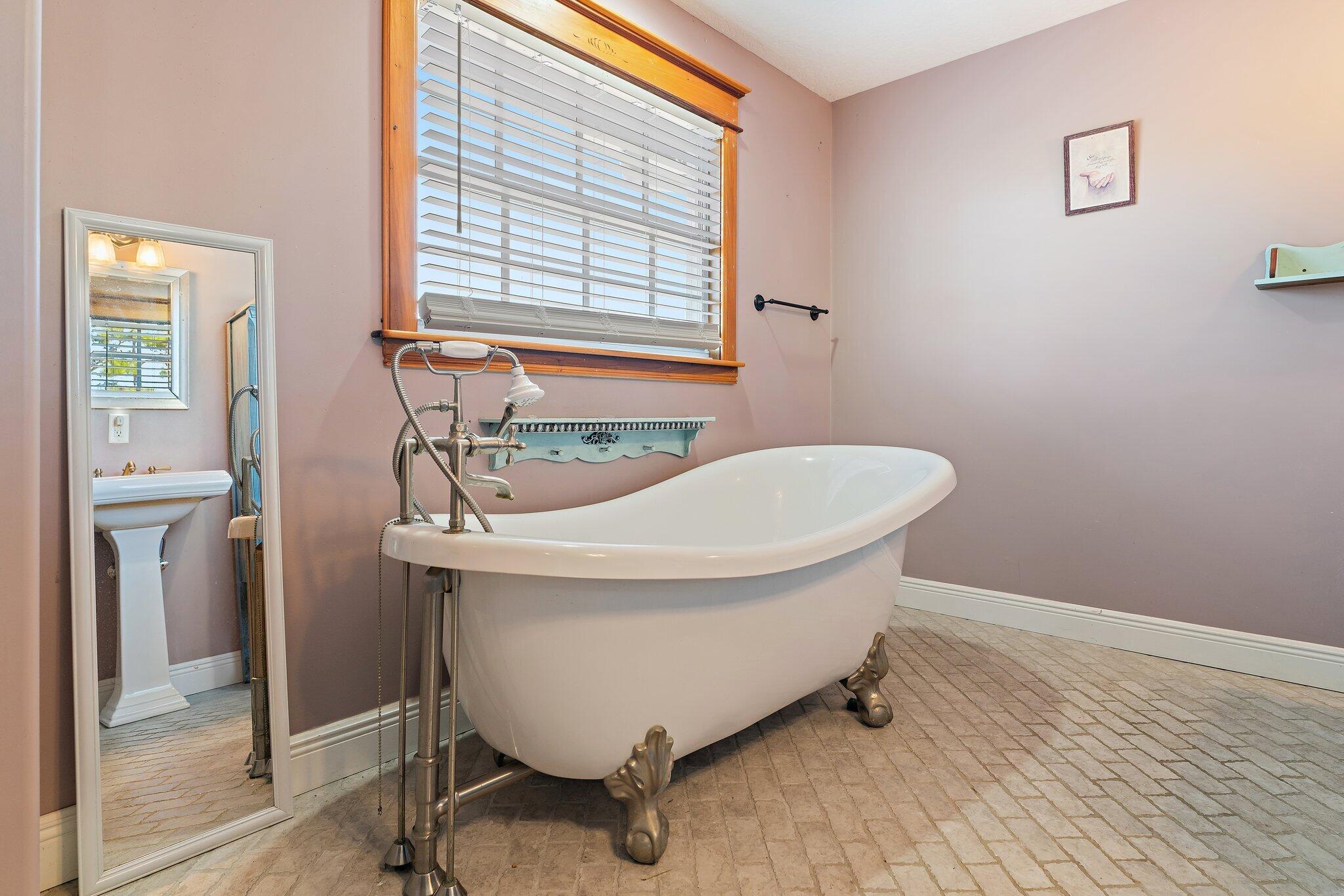 QUINNS MINOR PLAT - Residential