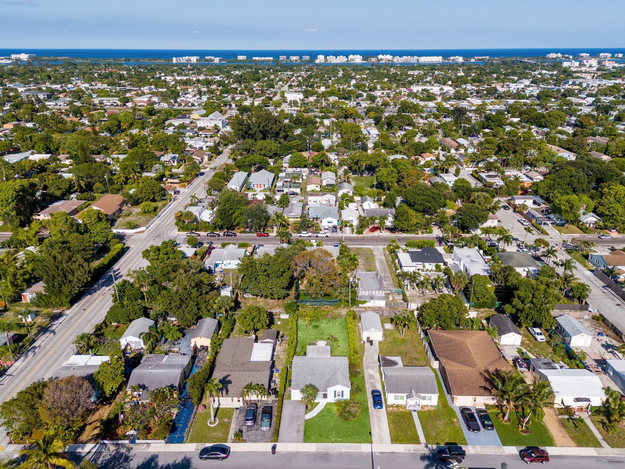 LAKE WORTH TOWN OF - Residential