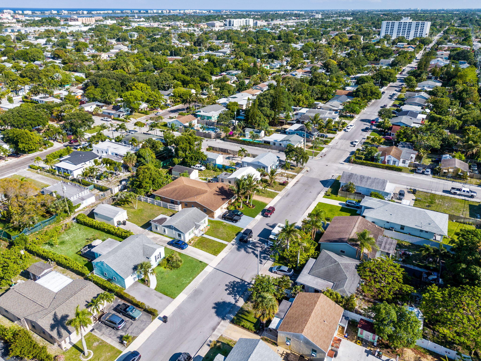 LAKE WORTH TOWN OF - Residential