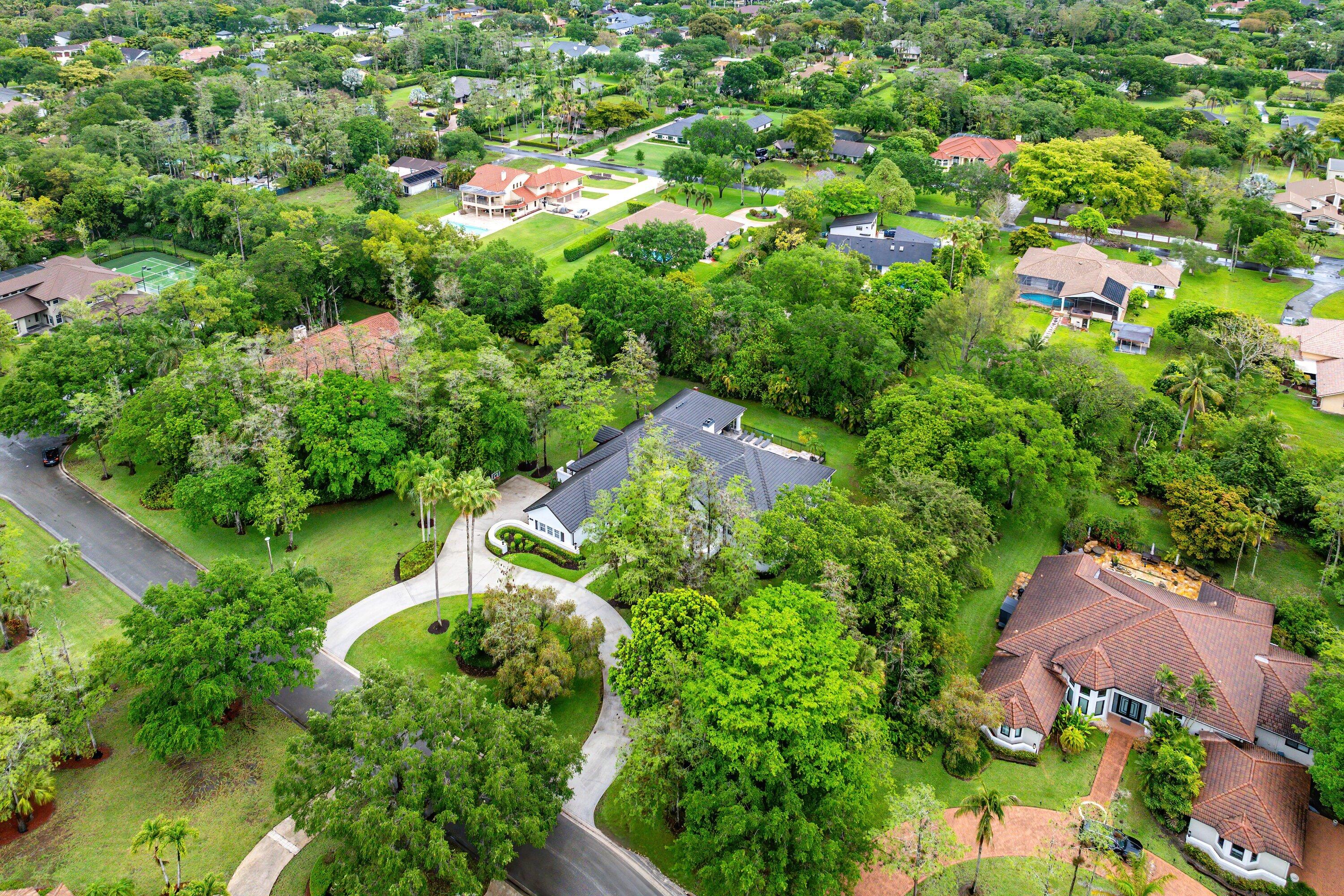 RIVERSIDE ACRES - Residential