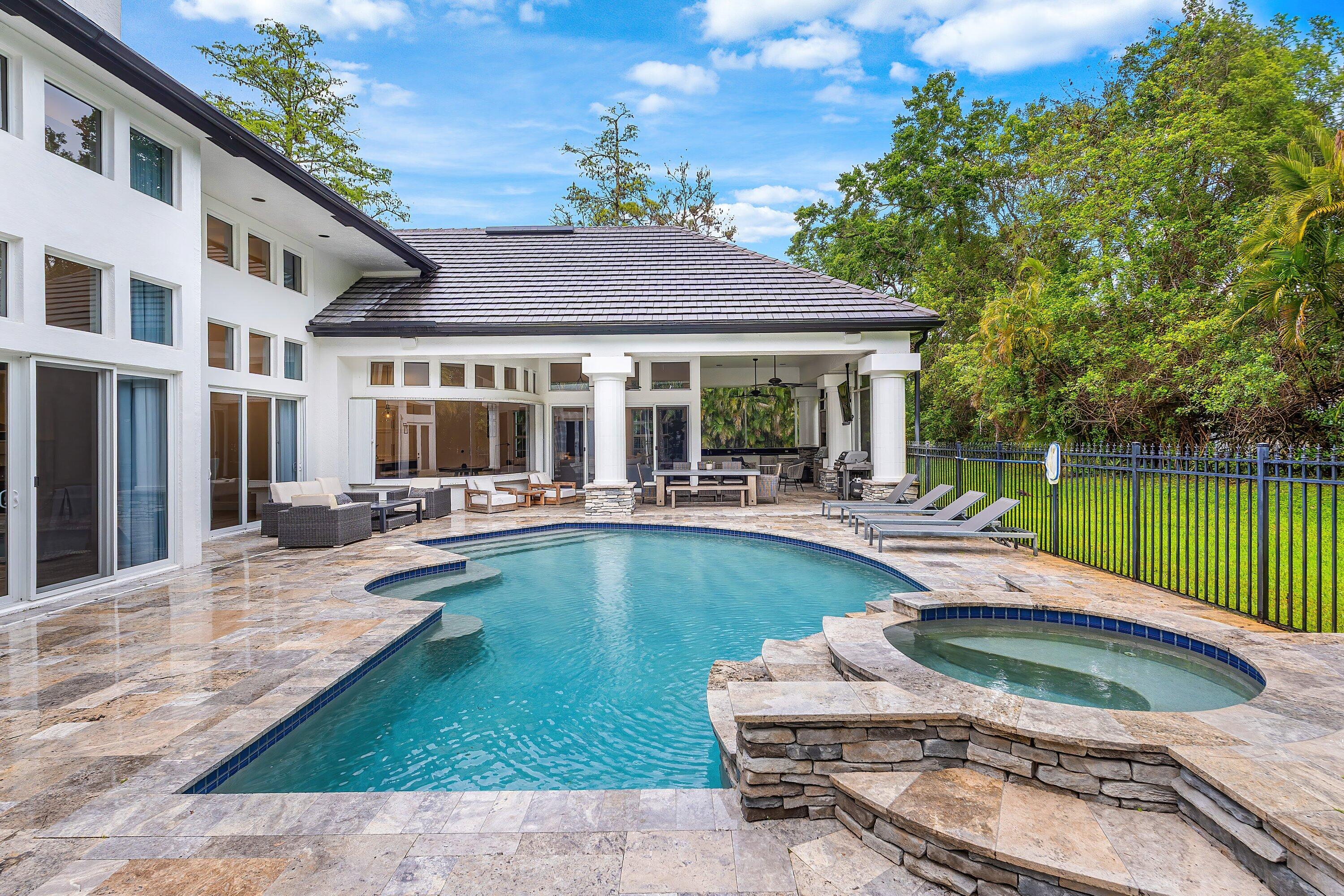 RIVERSIDE ACRES - Residential