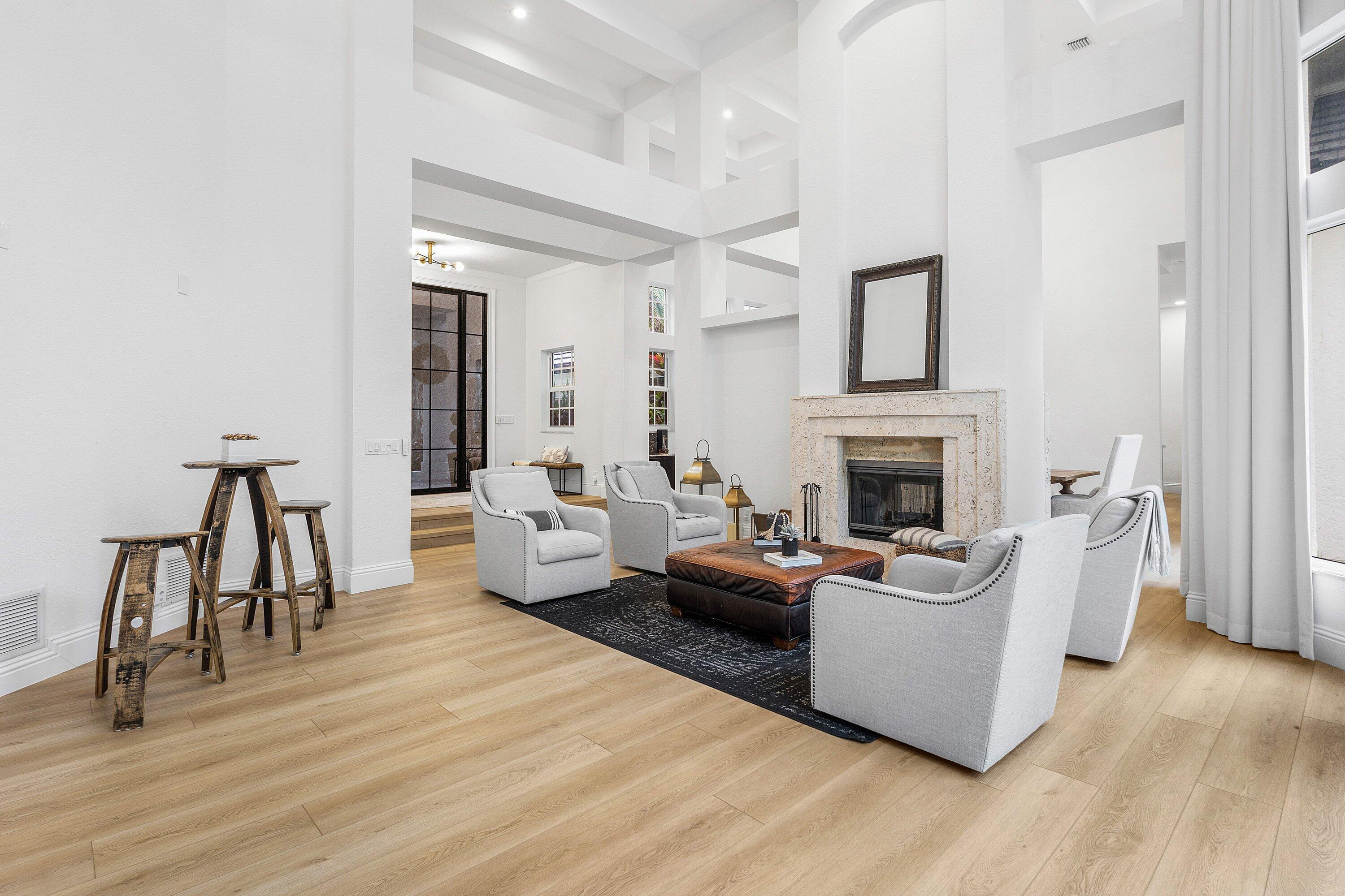 RIVERSIDE ACRES - Residential