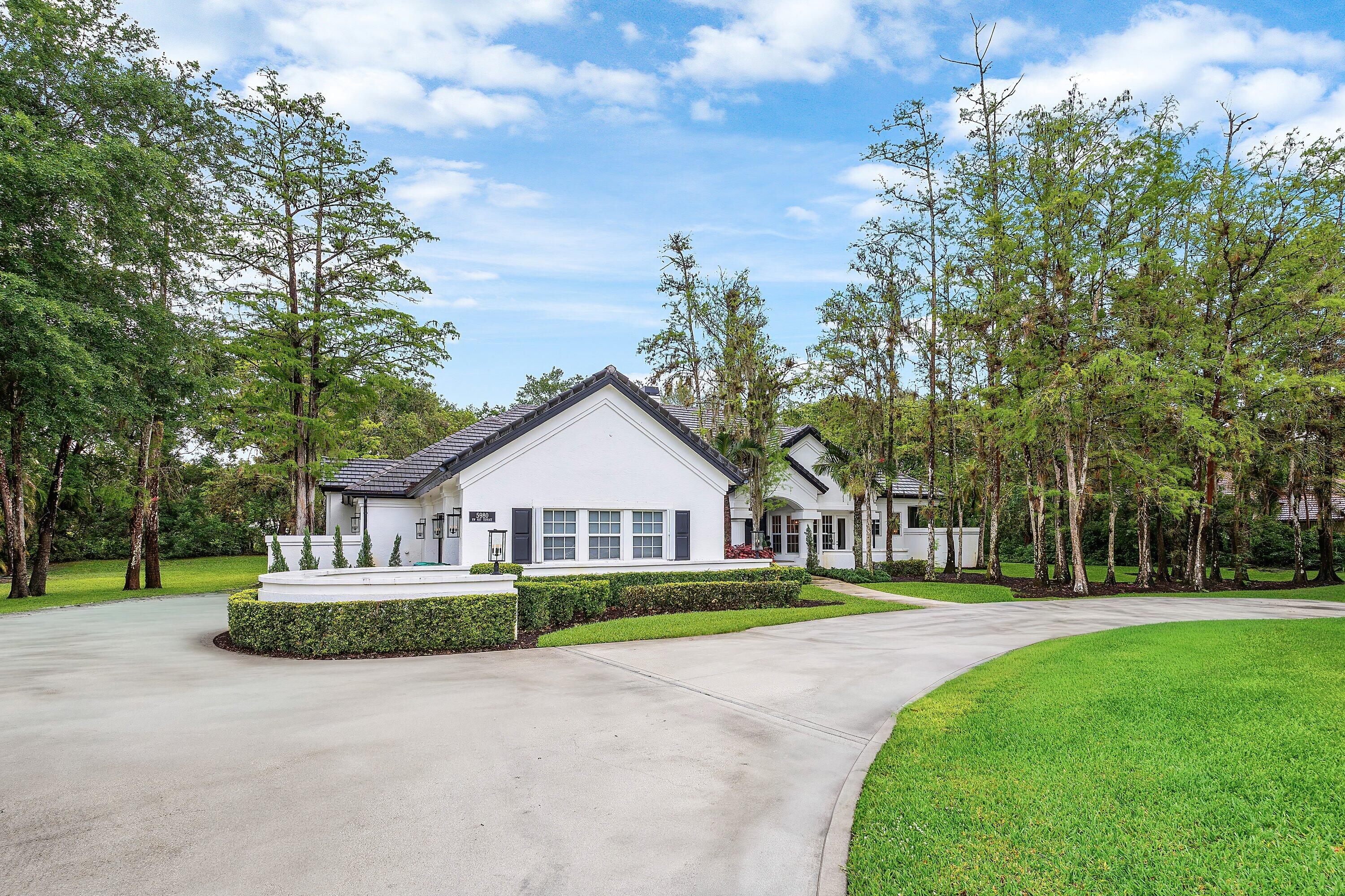 RIVERSIDE ACRES - Residential