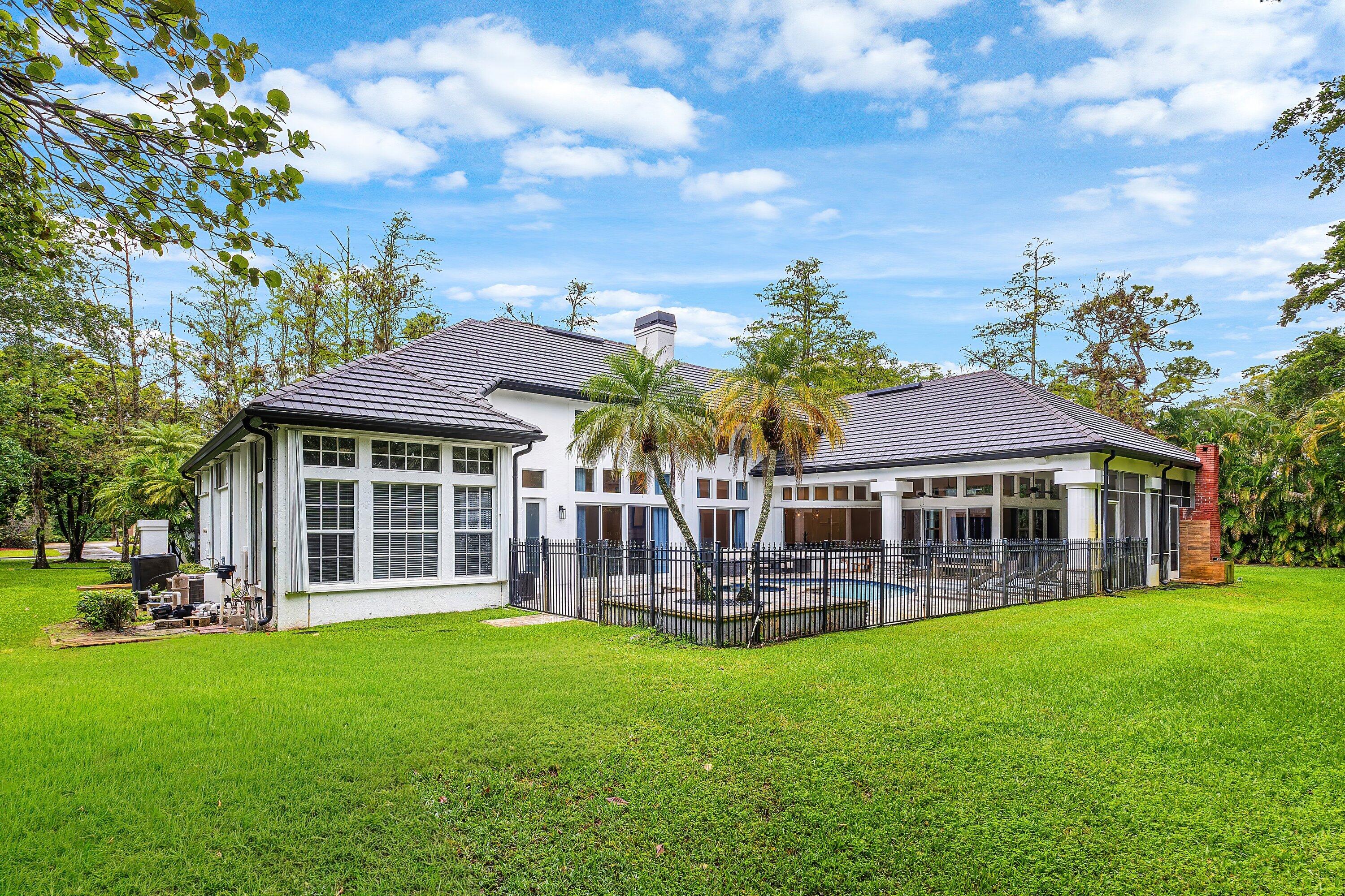 RIVERSIDE ACRES - Residential