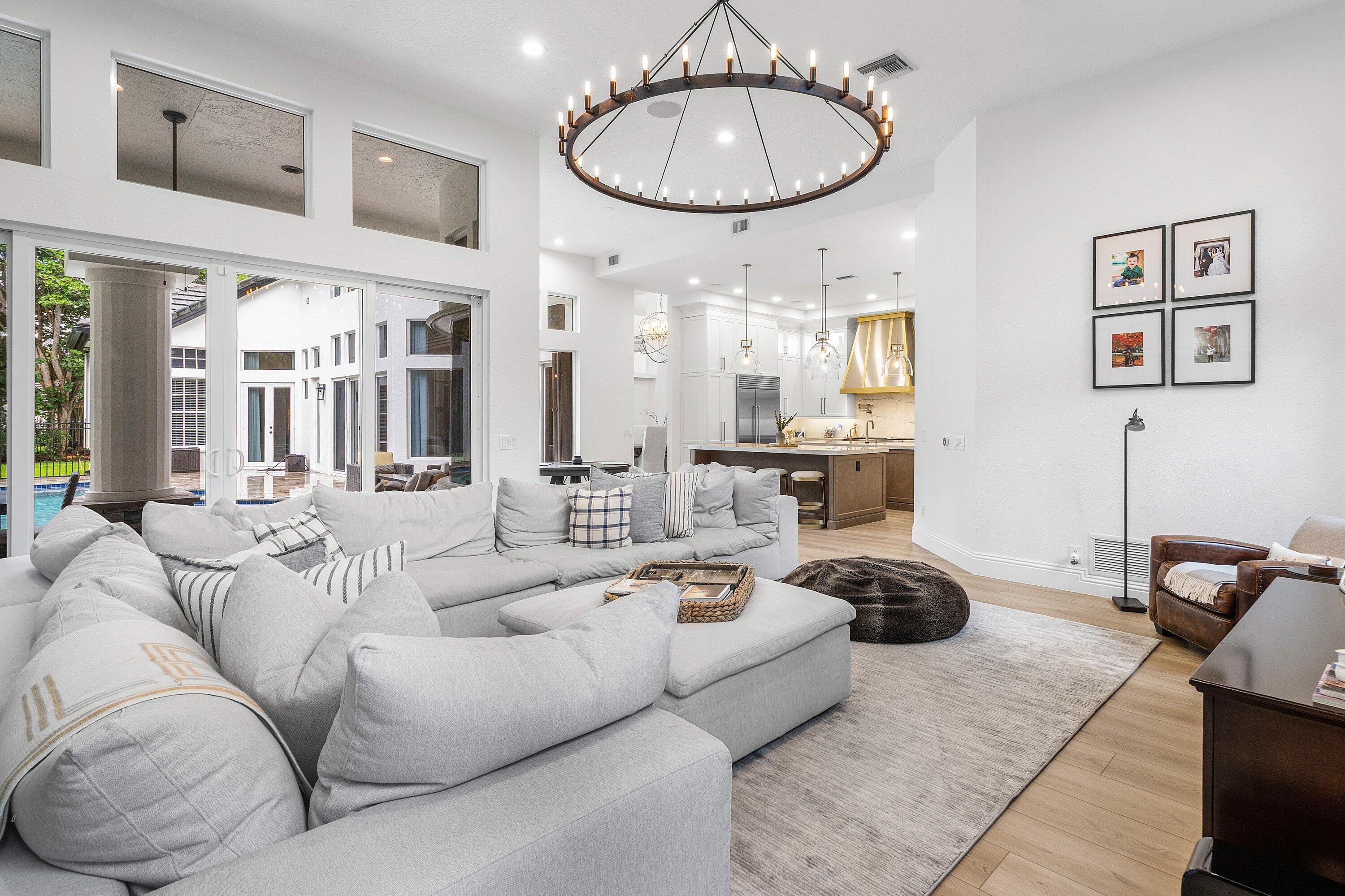 RIVERSIDE ACRES - Residential