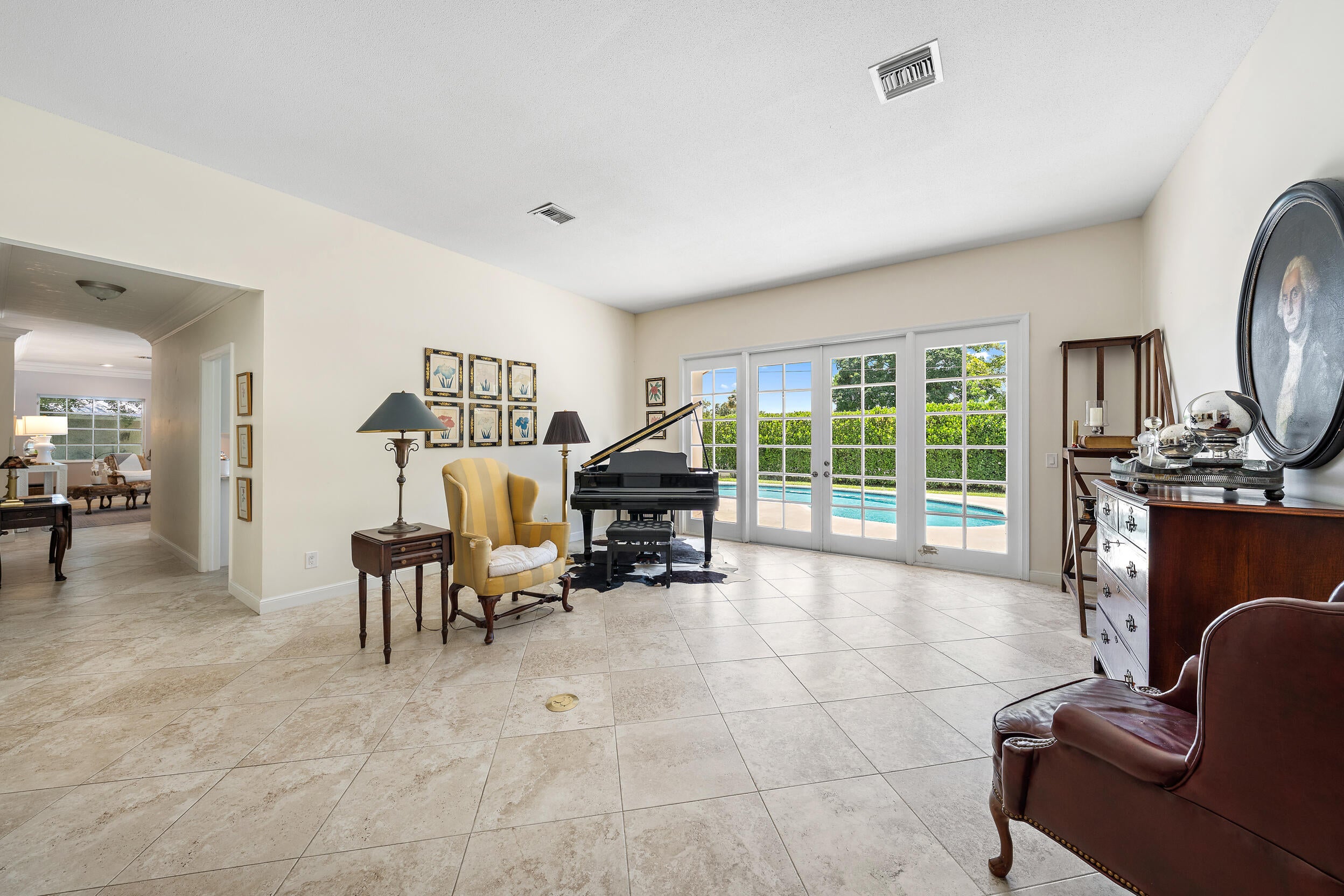 3 SE Loggerhead Lane