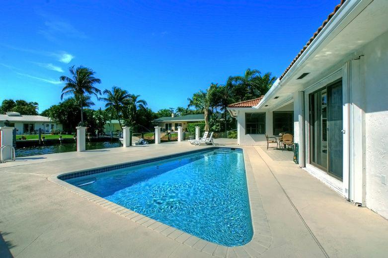 RIO DEL REY SHORES - Residential Lease