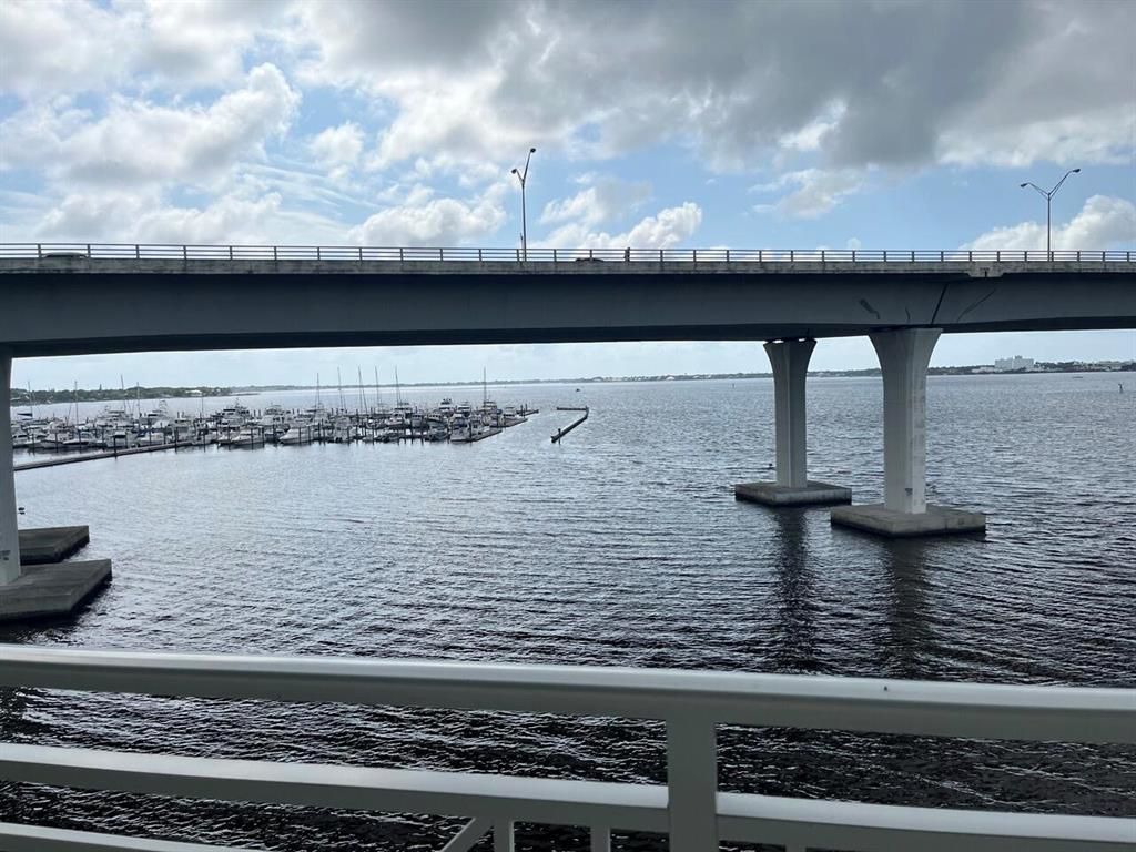 Photo of 415 NW Flagler Avenue #402, Stuart, FL 34994 (MLS # R10810469)