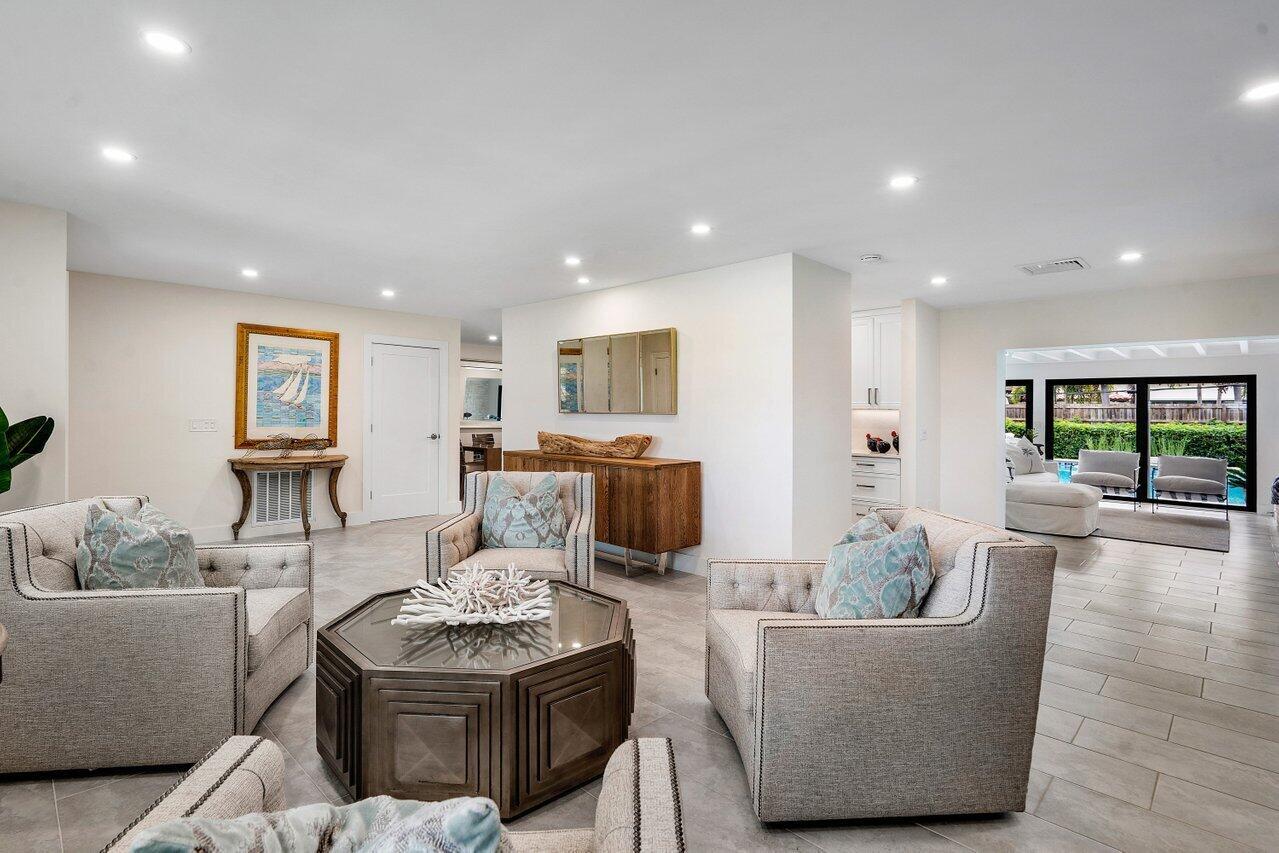 LAKE SHORE ESTATES - Residential Lease