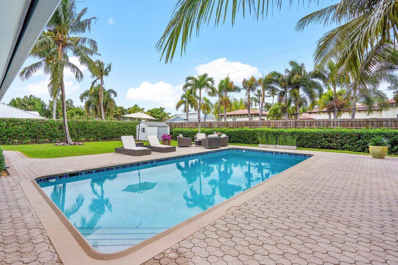 LAKE SHORE ESTATES - Residential Lease