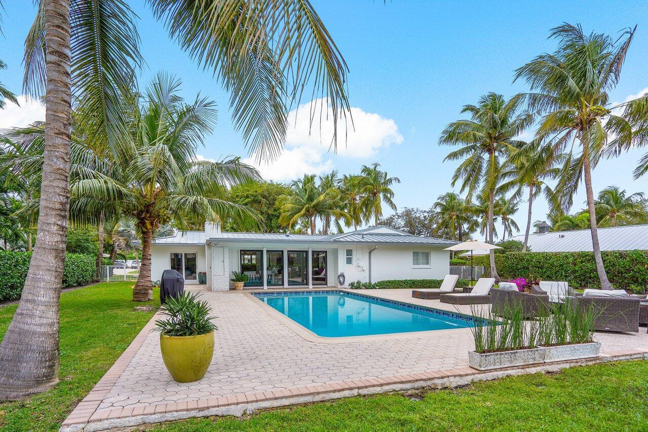 LAKE SHORE ESTATES - Residential Lease