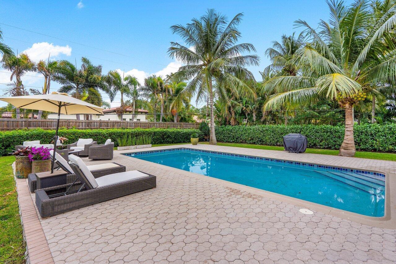 LAKE SHORE ESTATES - Residential Lease