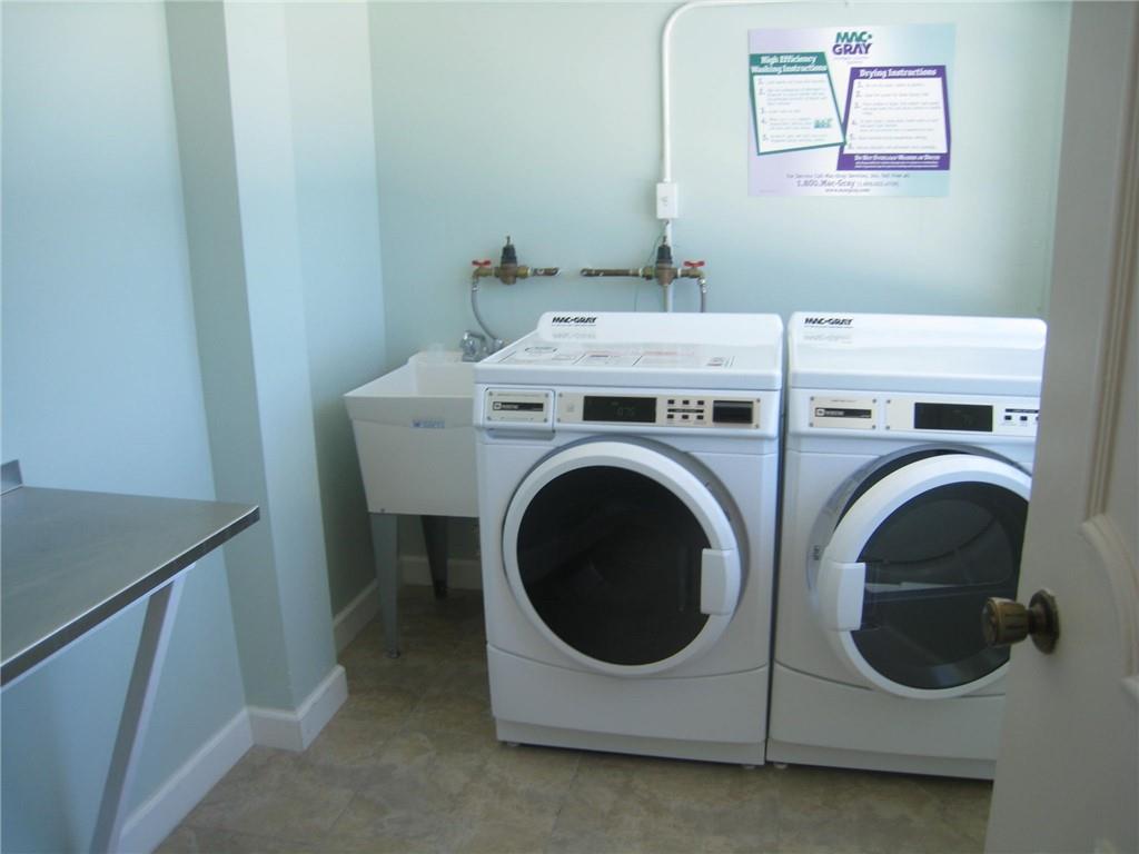 Boca Towers Condo - Residential