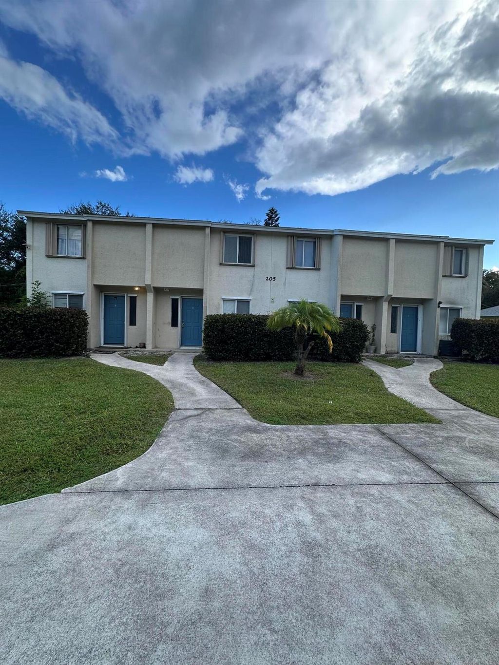 Photo of 205 Southland Drive #B, Fort Pierce, FL 34982 (MLS # R11126986)