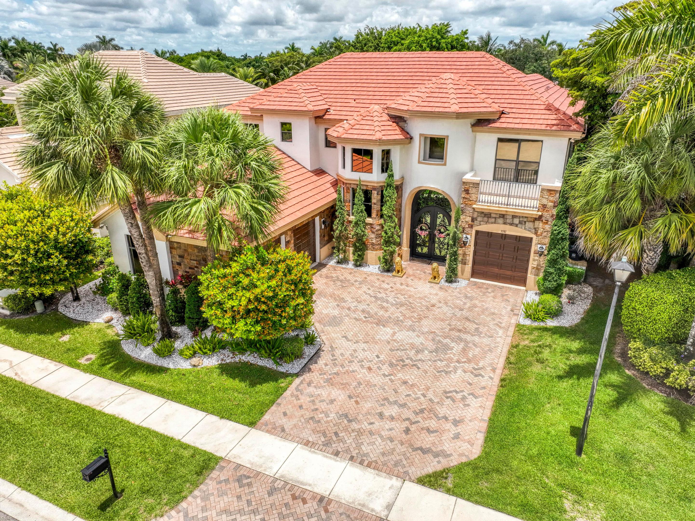 3581 Collonade Drive